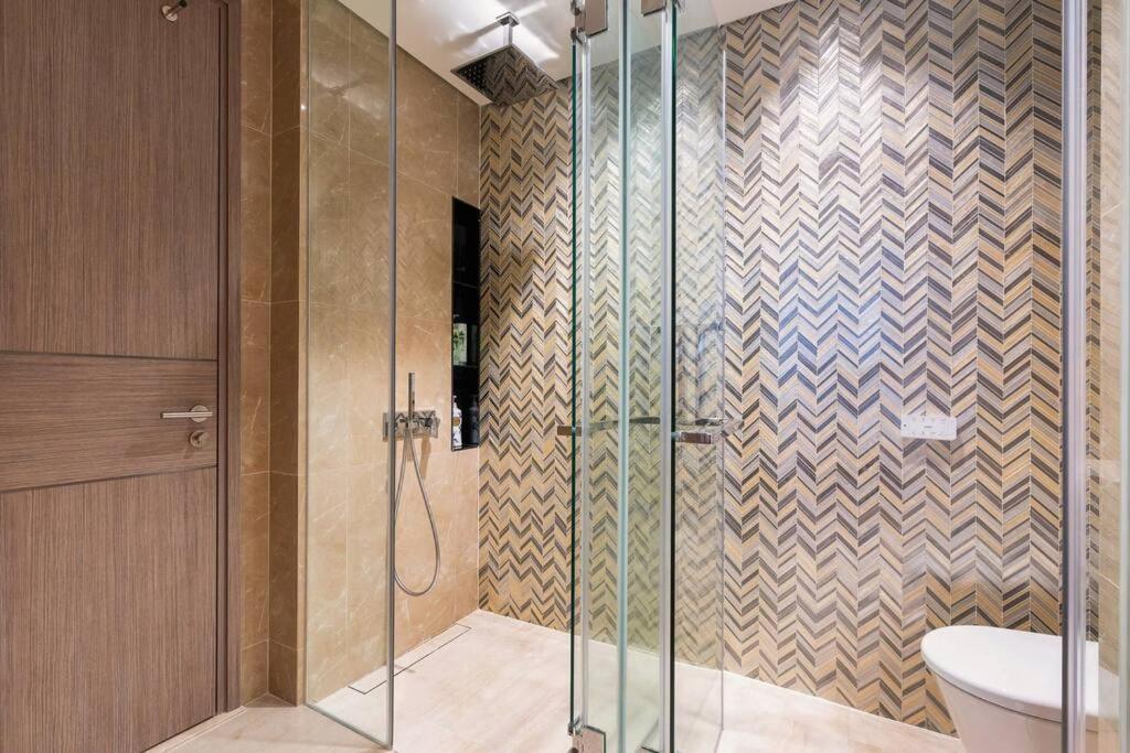 Opera 1br The Metropole D2 River View *